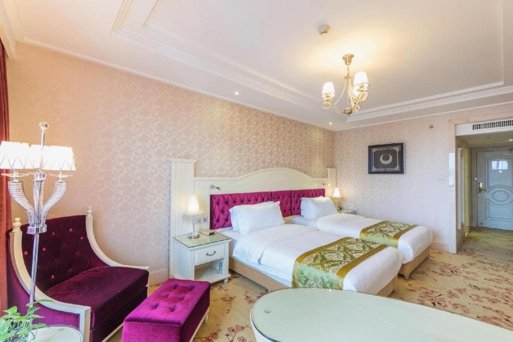 Guilin Bravo Hotel Grand Wing Екстер'єр фото