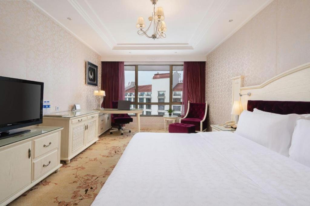 Guilin Bravo Hotel Grand Wing Екстер'єр фото