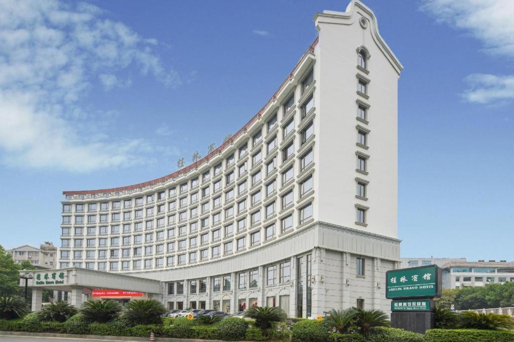Guilin Bravo Hotel Grand Wing Екстер'єр фото