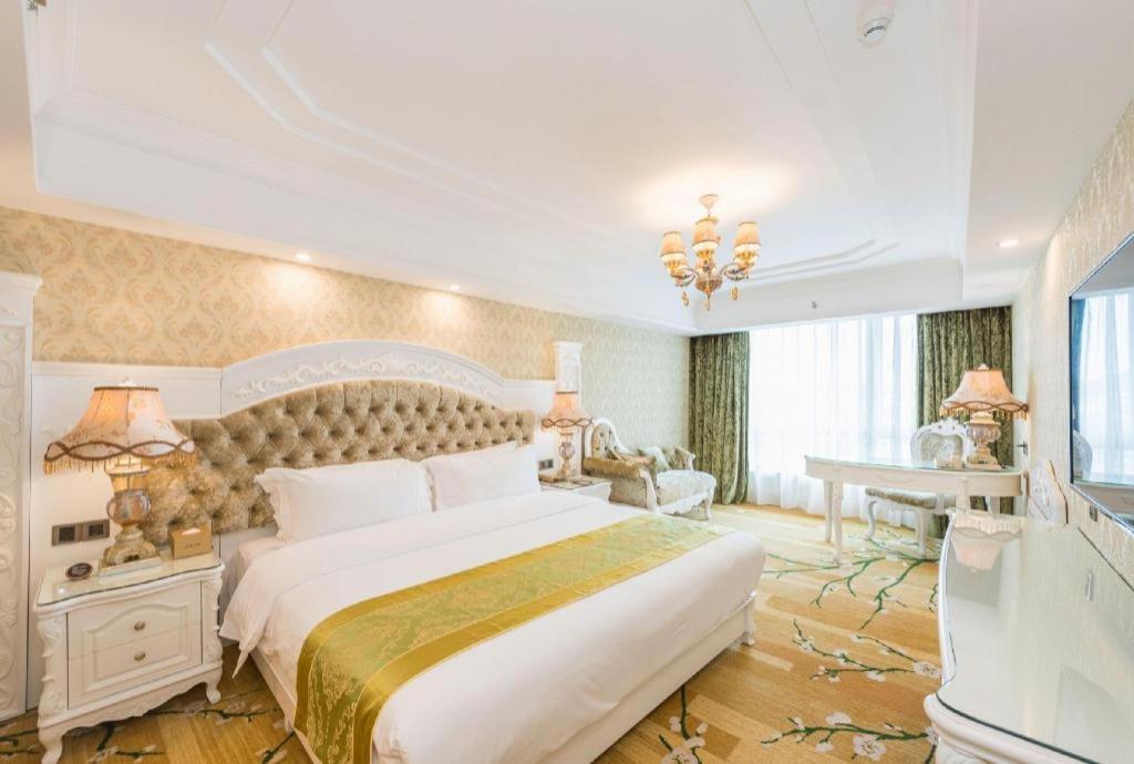 Guilin Bravo Hotel Grand Wing Екстер'єр фото