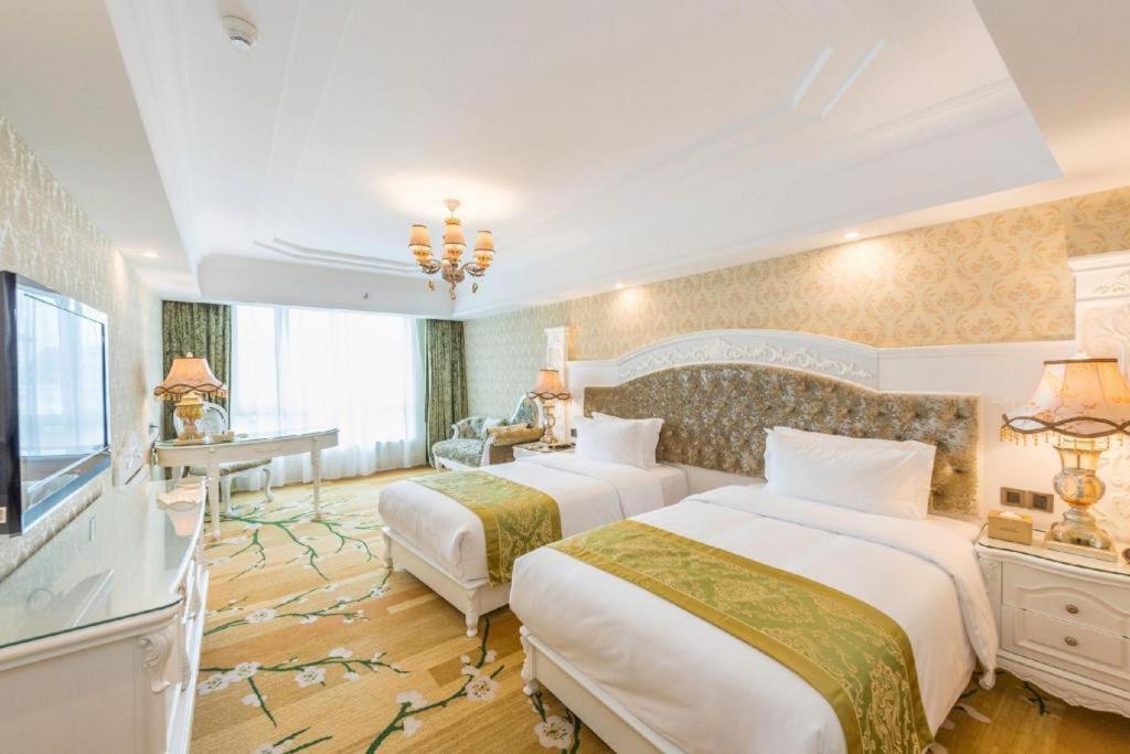Guilin Bravo Hotel Grand Wing Екстер'єр фото